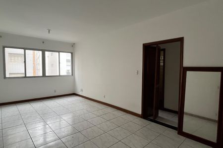 Sala de apartamento para alugar com 2 quartos, 108m² em Gonzaga, Santos
