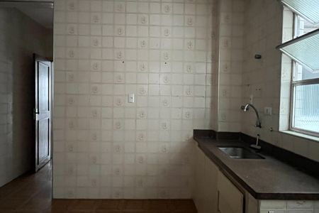 Apartamento para alugar com 108m², 2 quartos e sem vagaCozinha e Área de Serviço