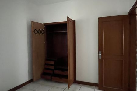Quarto 1 de apartamento para alugar com 2 quartos, 108m² em Gonzaga, Santos