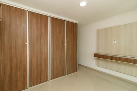 Casa à venda com 137m², 3 quartos e 3 vagasSuíte