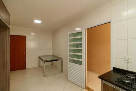 Casa à venda com 137m², 3 quartos e 3 vagasCozinha