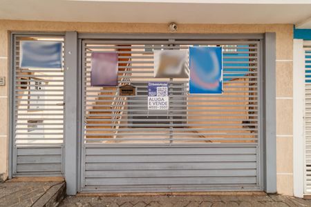Casa à venda com 137m², 3 quartos e 3 vagasPlaquinha KQAP-196