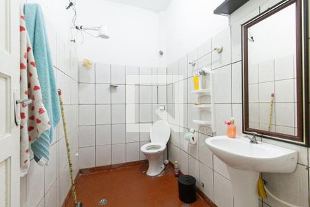 Casa à venda com 178m², 4 quartos e 2 vagas Casa à venda com 178m², 4 quartos e 2 vagasBanheiro
