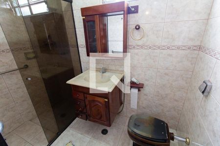 Casa à venda com 178m², 4 quartos e 2 vagas Casa à venda com 178m², 4 quartos e 2 vagasBanheiro