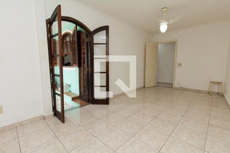 Sala de casa à venda com 4 quartos, 178m² em Vila Araguaia, São Paulo