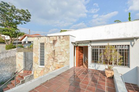 Sacada de casa à venda com 3 quartos, 158m² em Jardim Santa Helena, São Paulo