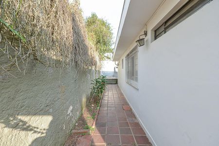 Corredor de casa à venda com 3 quartos, 158m² em Jardim Santa Helena, São Paulo