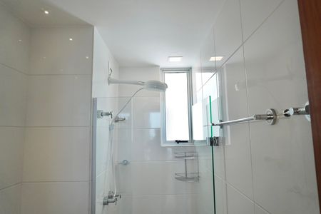 Apartamento para alugar com 240m², 3 quartos e 3 vagas Apartamento para alugar com 240m², 3 quartos e 3 vagasBanheiro Social 2
