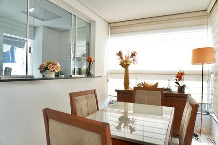 Apartamento para alugar com 240m², 3 quartos e 3 vagas Apartamento para alugar com 240m², 3 quartos e 3 vagasCopa