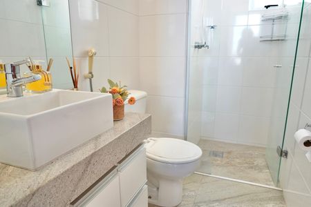 Apartamento para alugar com 240m², 3 quartos e 3 vagas Apartamento para alugar com 240m², 3 quartos e 3 vagasBanheiro Social 2