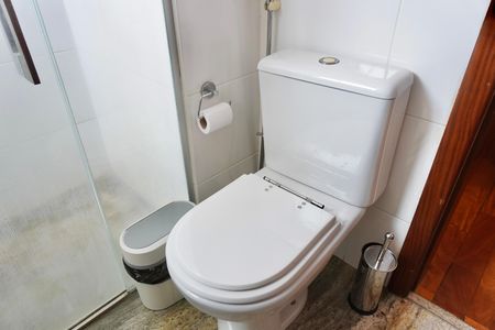 Apartamento para alugar com 240m², 3 quartos e 3 vagas Apartamento para alugar com 240m², 3 quartos e 3 vagasBanheiro da Suíte