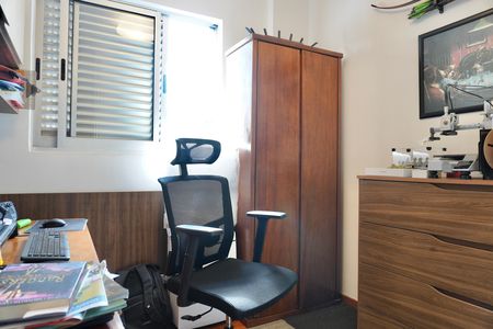 Apartamento para alugar com 240m², 3 quartos e 3 vagas Apartamento para alugar com 240m², 3 quartos e 3 vagasQuarto 2