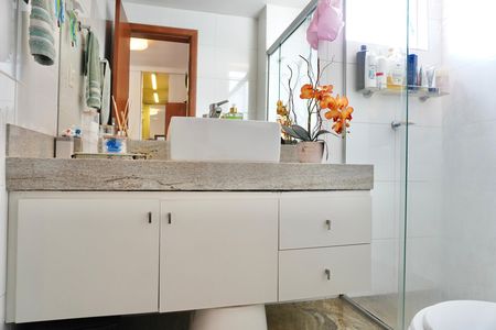 Apartamento para alugar com 240m², 3 quartos e 3 vagas Apartamento para alugar com 240m², 3 quartos e 3 vagasBanheiro da Suíte