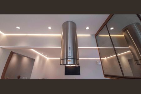 Apartamento à venda com 140m², 3 quartos e 2 vagas Apartamento à venda com 140m², 3 quartos e 2 vagasCozinha