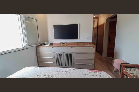 Apartamento à venda com 140m², 3 quartos e 2 vagas Apartamento à venda com 140m², 3 quartos e 2 vagasSuíte 1