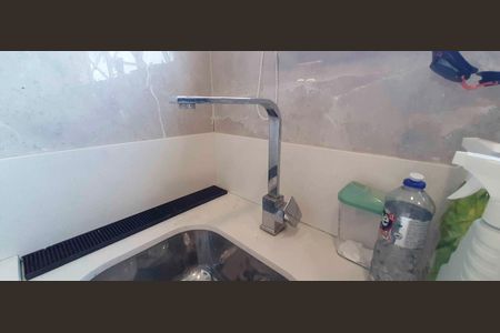 Apartamento à venda com 140m², 3 quartos e 2 vagas Apartamento à venda com 140m², 3 quartos e 2 vagasÁrea de Serviço