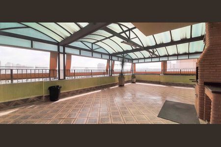 Apartamento à venda com 140m², 3 quartos e 2 vagas Apartamento à venda com 140m², 3 quartos e 2 vagasÁrea comum - Churrasqueira