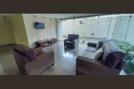 Apartamento à venda com 140m², 3 quartos e 2 vagas Apartamento à venda com 140m², 3 quartos e 2 vagasHall de Entrada