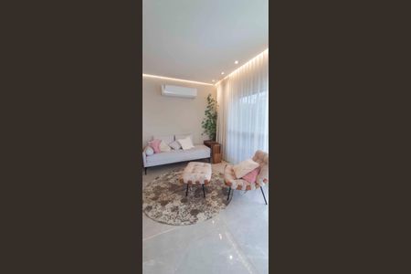 Apartamento à venda com 140m², 3 quartos e 2 vagas Apartamento à venda com 140m², 3 quartos e 2 vagasSala de Estar
