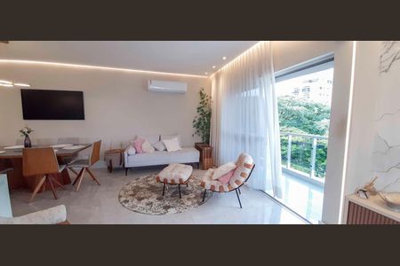 Sala de Estar de apartamento à venda com 3 quartos, 140m² em Centro, Osasco