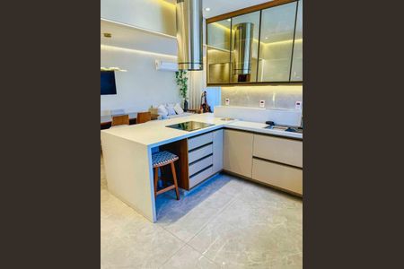 Apartamento à venda com 140m², 3 quartos e 2 vagas Apartamento à venda com 140m², 3 quartos e 2 vagasCozinha