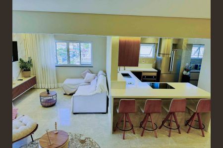 Apartamento à venda com 140m², 3 quartos e 2 vagas Apartamento à venda com 140m², 3 quartos e 2 vagasSala de TV
