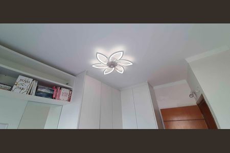 Apartamento à venda com 140m², 3 quartos e 2 vagas Apartamento à venda com 140m², 3 quartos e 2 vagasQuarto