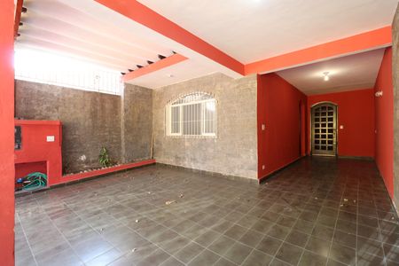 Casa para alugar com 190m², 4 quartos e 2 vagasGaragem