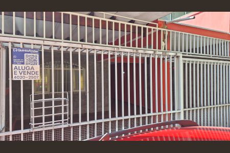Casa para alugar com 190m², 4 quartos e 2 vagasFachada e Placa NXKO-103