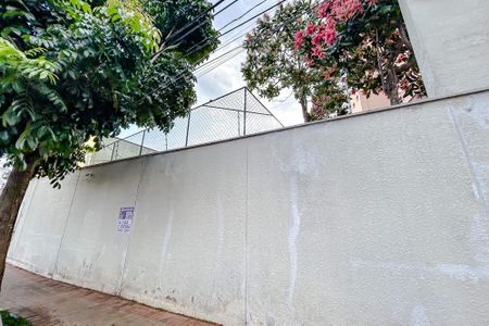 Apartamento à venda com 68m², 2 quartos e 1 vagaFachada - Plaquinha