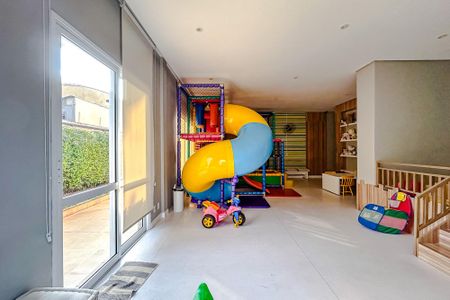 Apartamento à venda com 68m², 2 quartos e 1 vagaÁrea comum - Playground