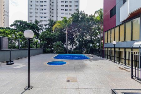 Apartamento para alugar com 150m², 3 quartos e 3 vagasÁrea comum - Piscina