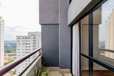 Apartamento para alugar com 150m², 3 quartos e 3 vagasVaranda