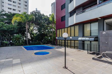 Apartamento para alugar com 150m², 3 quartos e 3 vagasÁrea comum - Piscina