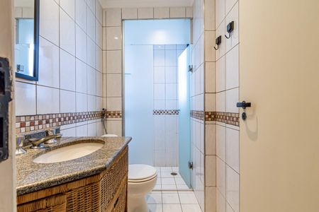 Apartamento para alugar com 150m², 3 quartos e 3 vagasBanheiro social