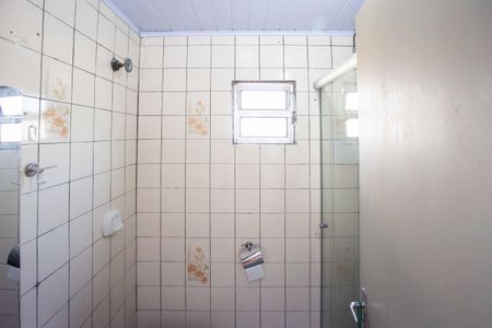 Banheiro  de casa para alugar com 1 quarto, 34m² em Jardim Miriam, São Paulo