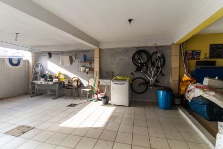 Casa à venda com 140m², 2 quartos e 2 vagas Casa à venda com 140m², 2 quartos e 2 vagasLavanderia