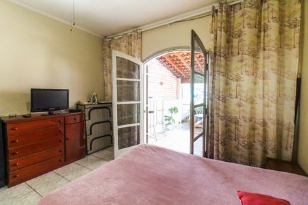Casa à venda com 140m², 2 quartos e 2 vagas Casa à venda com 140m², 2 quartos e 2 vagasQuarto 2