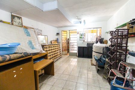 Casa à venda com 140m², 2 quartos e 2 vagas Casa à venda com 140m², 2 quartos e 2 vagasQuarto de Serviço