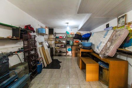 Casa à venda com 140m², 2 quartos e 2 vagas Casa à venda com 140m², 2 quartos e 2 vagasQuarto de Serviço