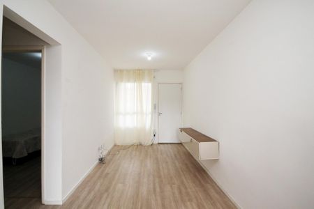Sala de apartamento para alugar com 2 quartos, 50m² em Jardim Sandra, Cotia