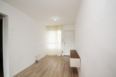 Sala de apartamento para alugar com 2 quartos, 50m² em Jardim Sandra, Cotia