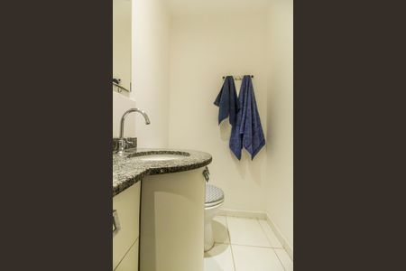Apartamento à venda com 68m², 2 quartos e 2 vagasBanheiro 2