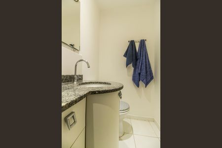Apartamento à venda com 68m², 2 quartos e 2 vagasBanheiro 2
