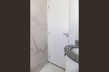 Apartamento à venda com 68m², 2 quartos e 2 vagasBanheiro da Suíte