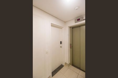 Apartamento à venda com 68m², 2 quartos e 2 vagasEntrada