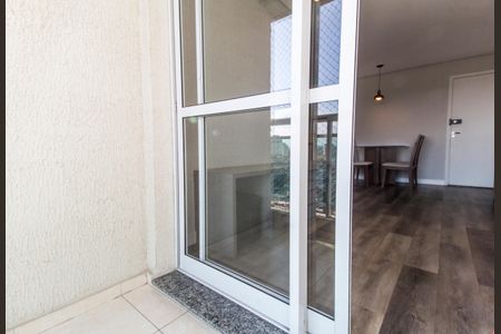 Apartamento à venda com 68m², 2 quartos e 2 vagasVaranda