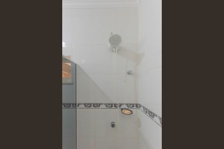 Casa para alugar com 286m², 3 quartos e 4 vagas Casa para alugar com 286m², 3 quartos e 4 vagasBanheiro da Suíte