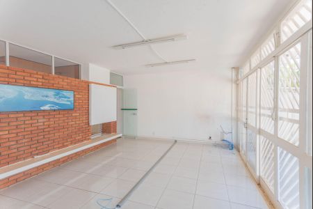 Casa para alugar com 286m², 3 quartos e 4 vagas Casa para alugar com 286m², 3 quartos e 4 vagasSala
