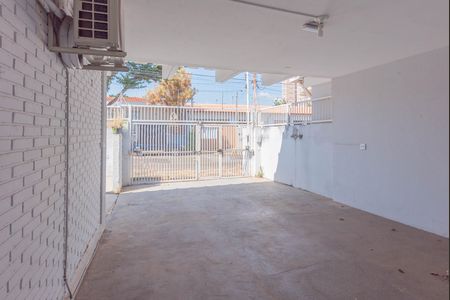 Casa para alugar com 286m², 3 quartos e 4 vagas Casa para alugar com 286m², 3 quartos e 4 vagasGaragem